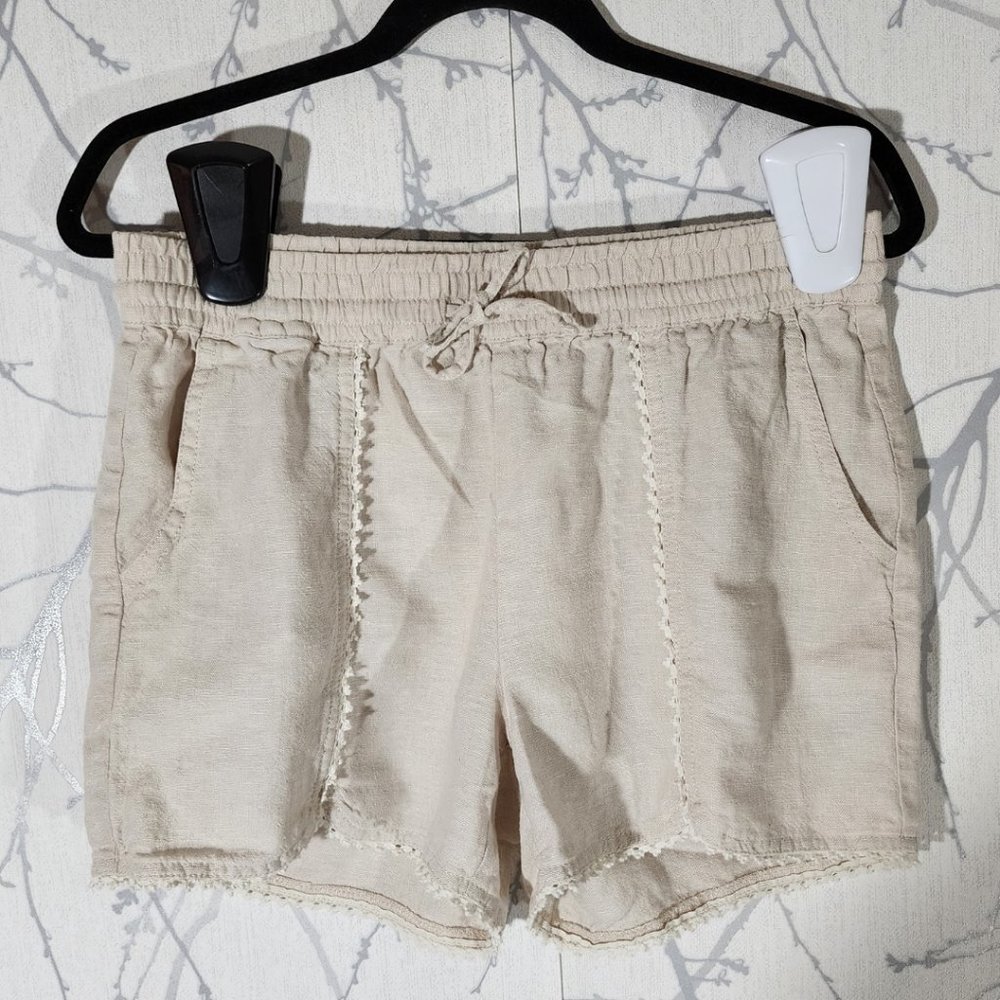 CASLON Beige Linen Blend Lace Trim Shorts
